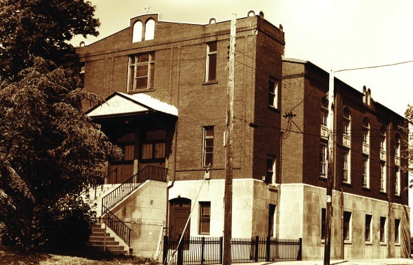 Congregation Sons of Jacob, Douglas Avenue, Providence. From June 1992.